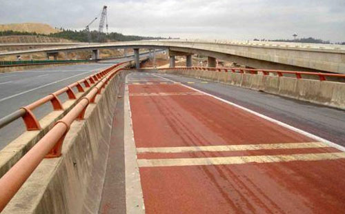 阿瓦提轻载防滑路面粘结材料